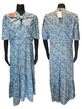Hope & Ivy Blue Floral Maxi Dress